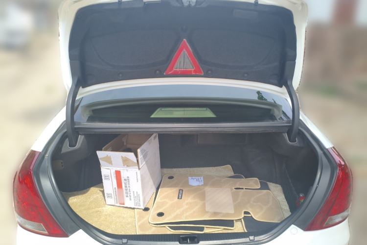 Used Toyota Crown 2010 4.3L Royal Saloon VIP Trunk