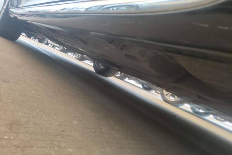 Used Toyota Crown 2011 2.5L Royal Special Edition with Leather and Sunroof Chassis Front Right