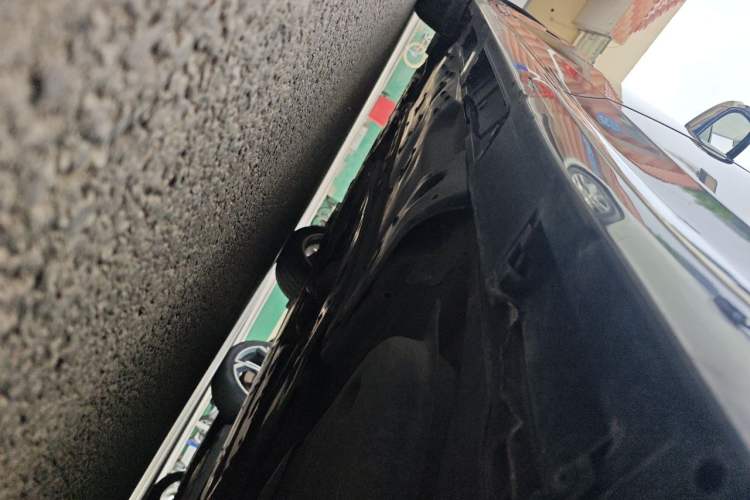 Used Toyota Crown 2011 2.5L Royal Special Edition with Leather and Sunroof Chassis Rear Left