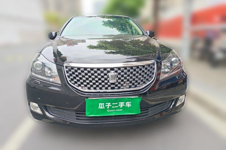 Used Toyota Crown 2011 2.5L Royal Special Edition with Leather and Sunroof Exterior 1