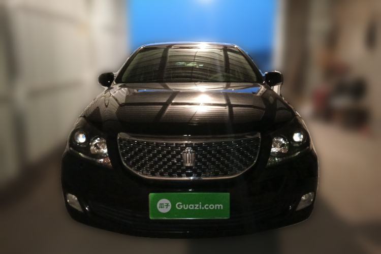 Used Toyota Crown 2011 2.5L Royal Special Edition with Leather and Sunroof Front