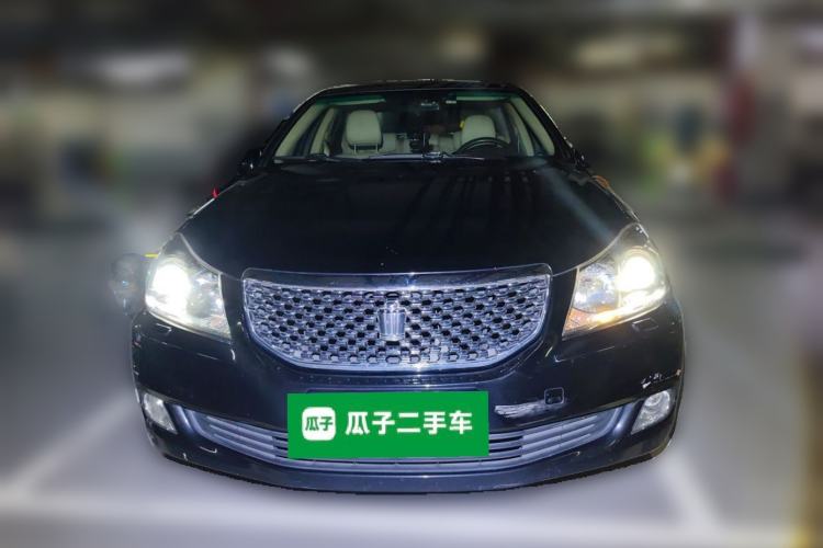 Used Toyota Crown 2011 2.5L Royal Special Edition with Leather and Sunroof Front