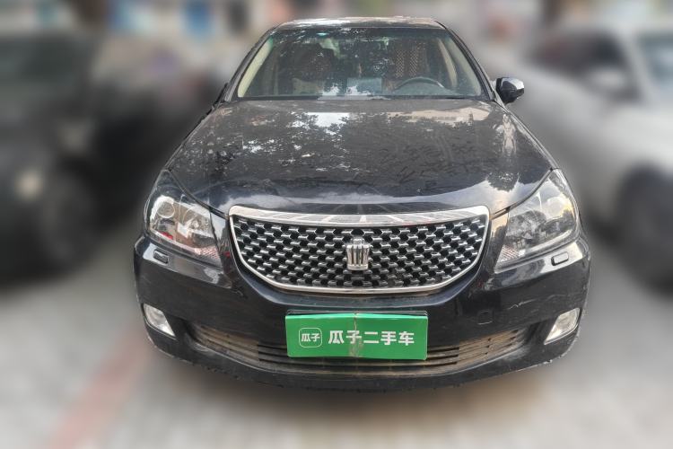 Used Toyota Crown 2011 2.5L Royal Special Edition with Leather and Sunroof Front
