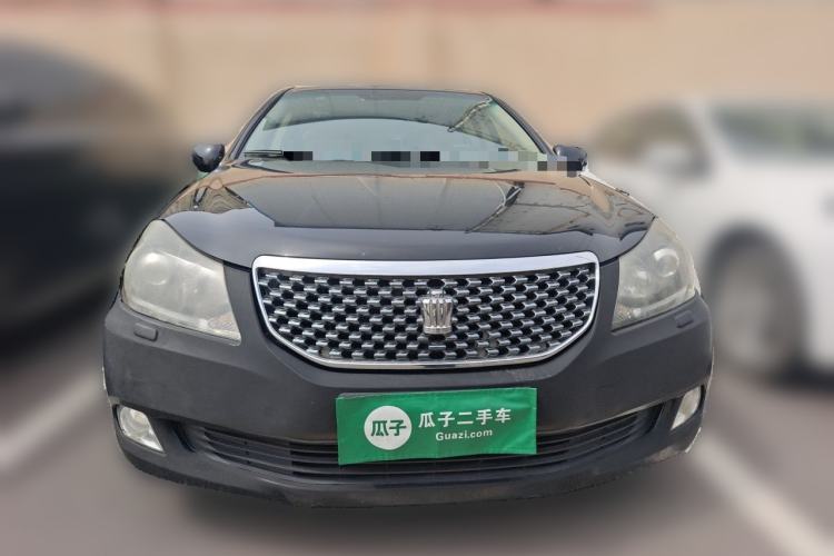 Used Toyota Crown 2011 2.5L Royal Special Edition with Leather and Sunroof Front