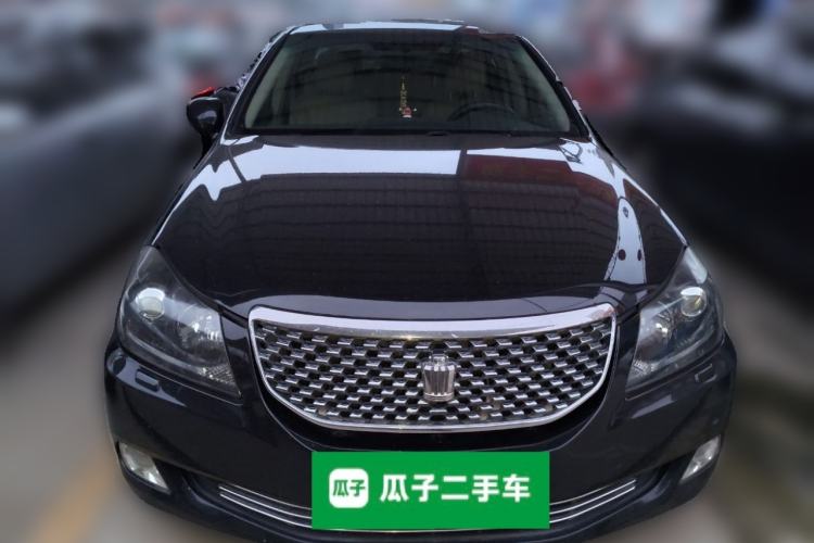 Used Toyota Crown 2011 2.5L Royal Special Edition with Leather and Sunroof Front