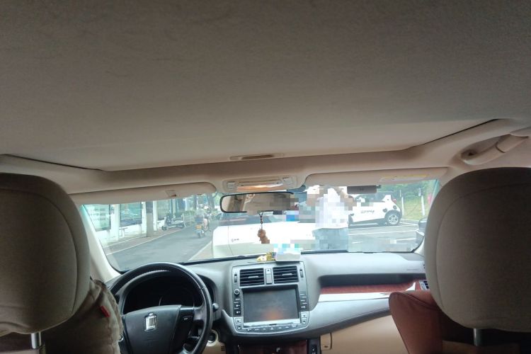 Used Toyota Crown 2011 2.5L Royal Special Edition with Leather and Sunroof Headliner