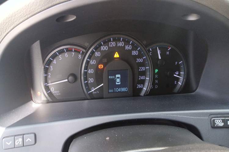 Used Toyota Crown 2011 2.5L Royal Special Edition with Leather and Sunroof Instrument Cluster