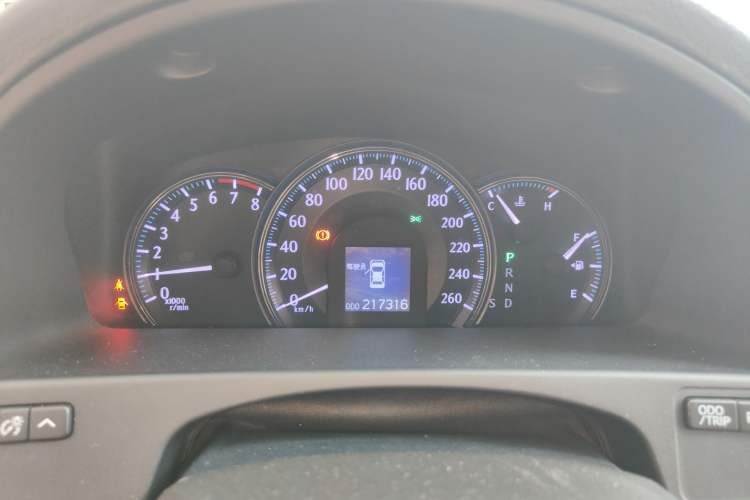 Used Toyota Crown 2011 2.5L Royal Special Edition with Leather and Sunroof Instrument Cluster
