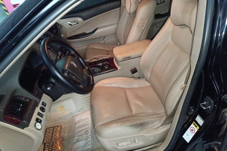 Used Toyota Crown 2011 2.5L Royal Special Edition with Leather and Sunroof Left Front Seat