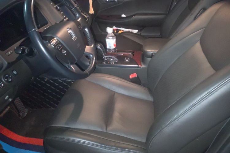 Used Toyota Crown 2011 2.5L Royal Special Edition with Leather and Sunroof Left Front Seat