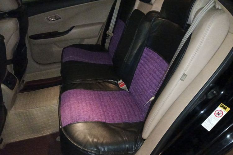 Used Toyota Crown 2011 2.5L Royal Special Edition with Leather and Sunroof Left Rear Seat