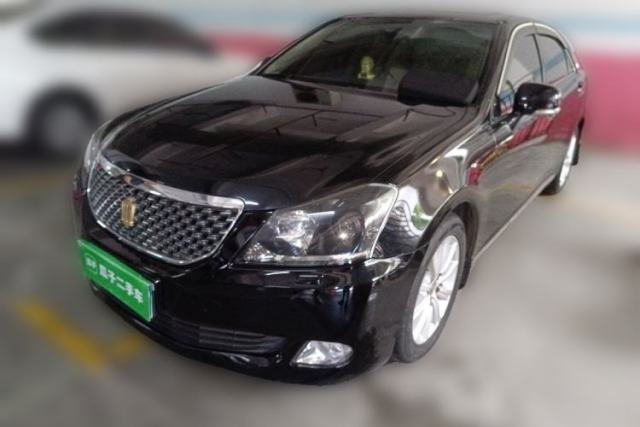 Toyota Crown 2011 2.5L Royal Special Edition with Leather and Sunroof usata