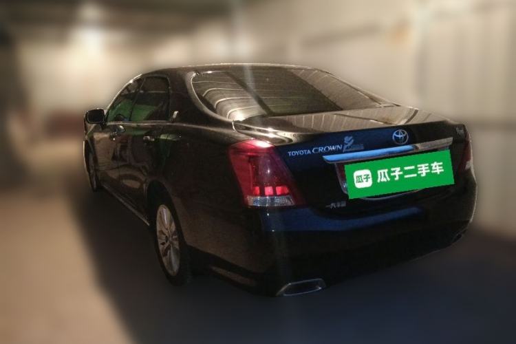 Used Toyota Crown 2011 2.5L Royal Special Edition with Leather and Sunroof Rear Left 45 Deg