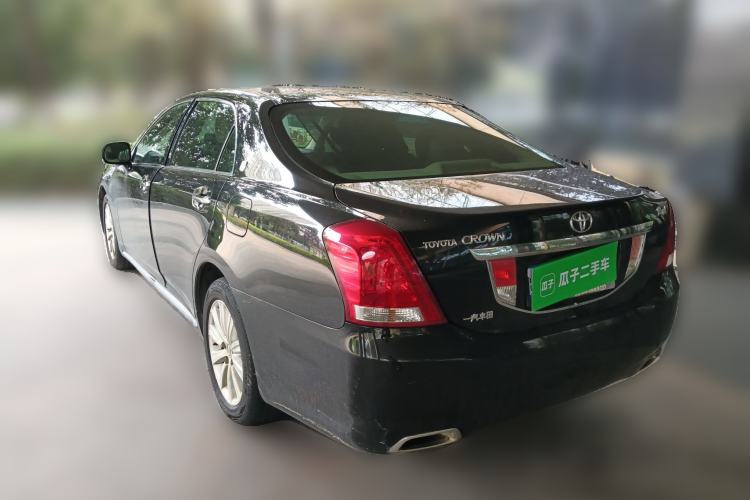 Used Toyota Crown 2011 2.5L Royal Special Edition with Leather and Sunroof Rear Left 45 Deg