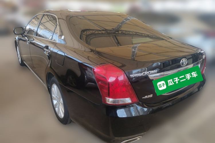 Used Toyota Crown 2011 2.5L Royal Special Edition with Leather and Sunroof Rear Left 45 Deg