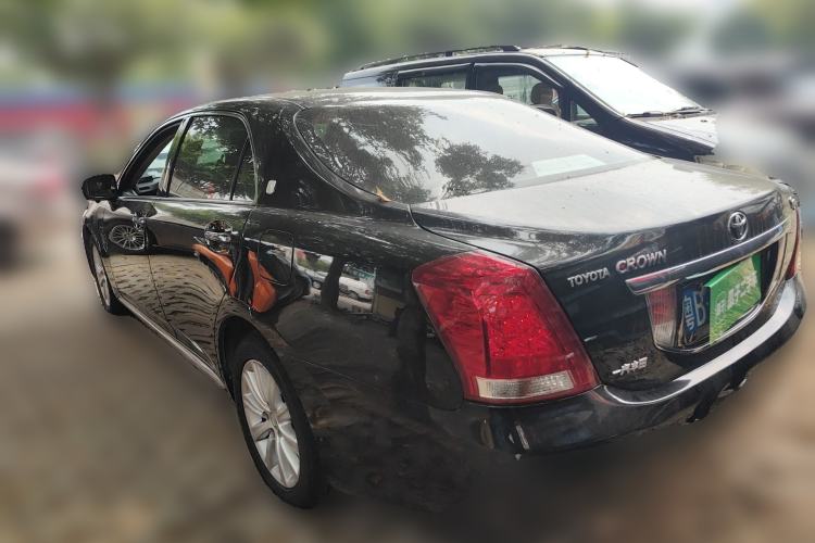 Used Toyota Crown 2011 2.5L Royal Special Edition with Leather and Sunroof Rear Left 45 Deg