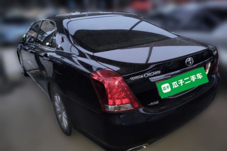 Used Toyota Crown 2011 2.5L Royal Special Edition with Leather and Sunroof Rear Left 45 Deg