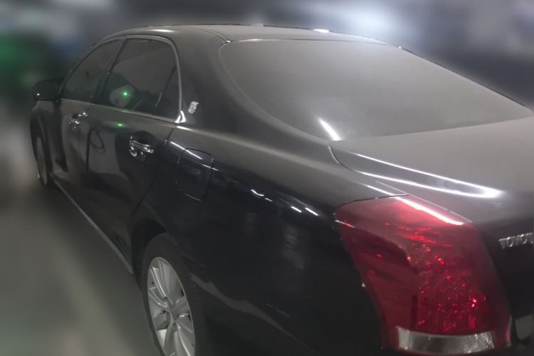 Used Toyota Crown 2011 2.5L Royal Special Edition with Leather and Sunroof Rear Left 45 Deg