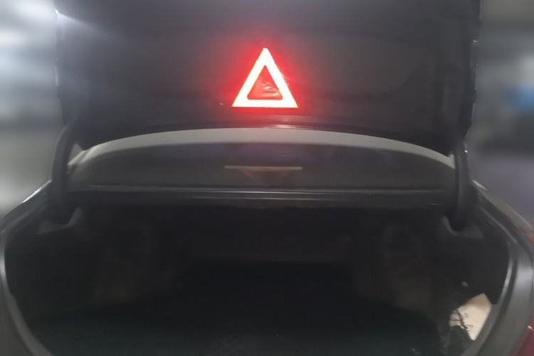 Used Toyota Crown 2011 2.5L Royal Special Edition with Leather and Sunroof Trunk