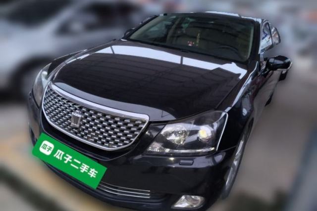 Used Toyota Crown 2011 2.5L Royal Special Edition with Leather and Sunroof