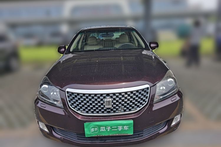 Used Toyota Crown 2011 2.5L Royal Special Edition with Leather and Sunroof Front