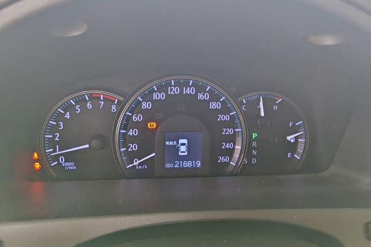 Used Toyota Crown 2011 2.5L Royal Special Edition with Leather and Sunroof Instrument Cluster