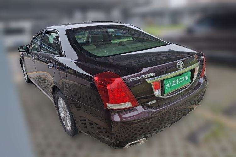 Used Toyota Crown 2011 2.5L Royal Special Edition with Leather and Sunroof Rear Left 45 Deg