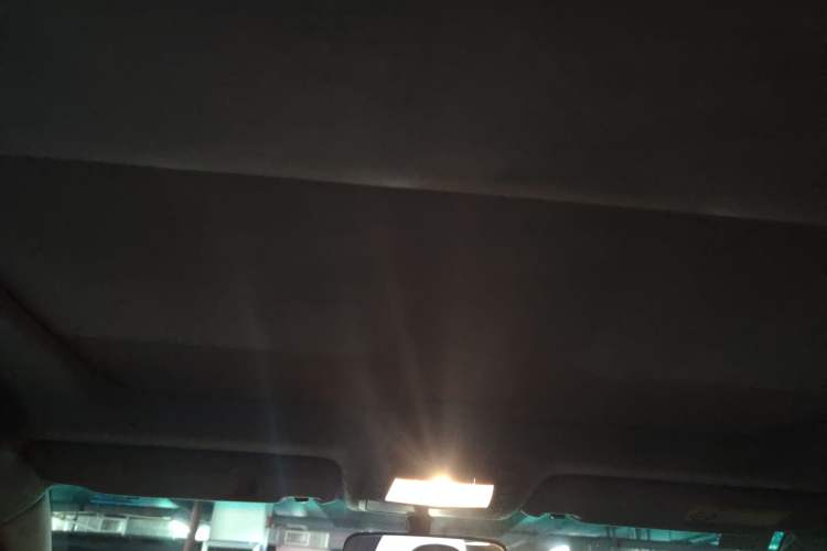 Used Toyota Crown 2011 2.5L Royal Special Edition with Leather and Sunroof Headliner
