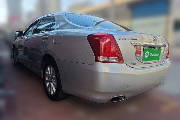 Used Toyota Crown 2011 2.5L Royal Special Edition with Leather and Sunroof Rear Left 45 Deg