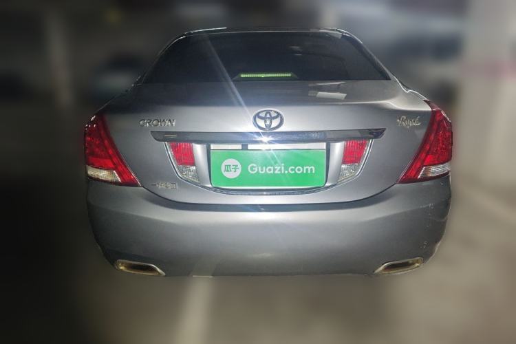 Used Toyota Crown 2011 2.5L Royal Special Edition with Leather and Sunroof Rear