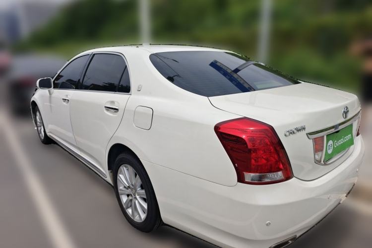 Used Toyota Crown 2011 2.5L Royal Special Edition with Leather and Sunroof Rear Left 45 Deg