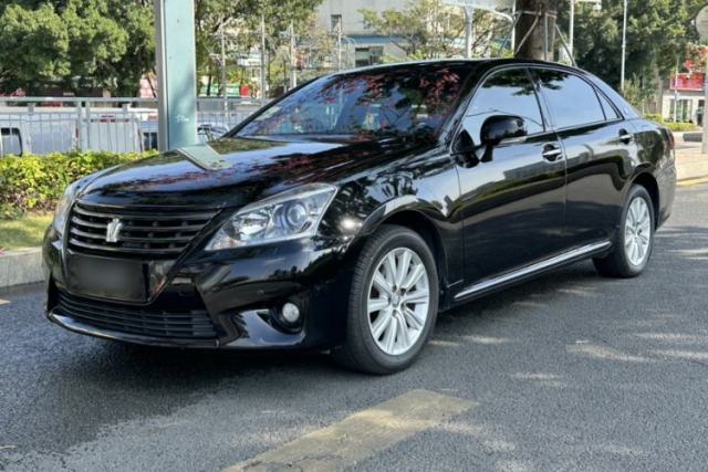 Used Toyota Crown 2012 2.5L Royal Navigation Edition
