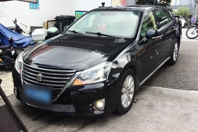 Used Toyota Crown 2012 2.5L Royal Leather Edition