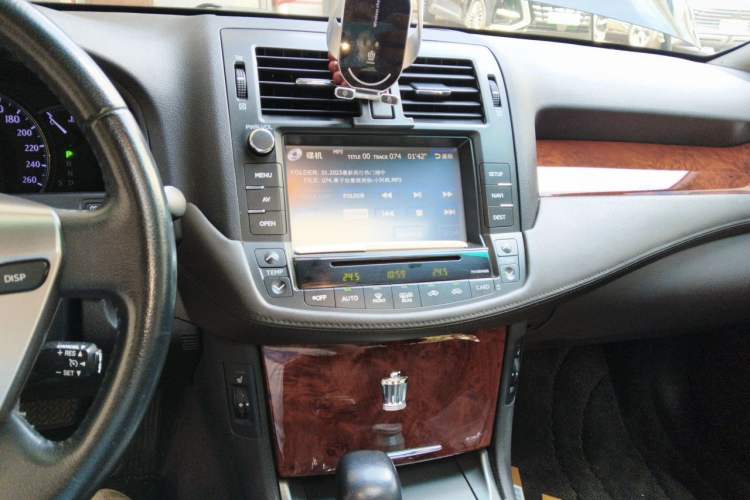 Used Toyota Crown 2012 2.5L Royal Leather Edition Audio And AC Panel