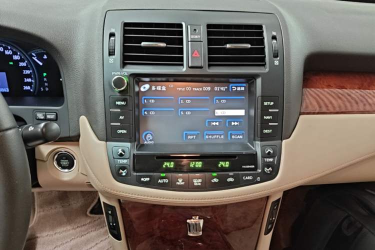 Used Toyota Crown 2012 2.5L Royal Leather Edition Audio And AC Panel