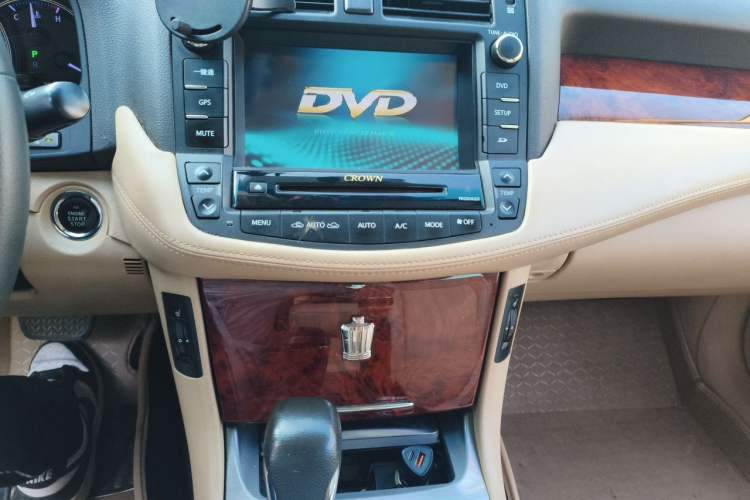 Used Toyota Crown 2012 2.5L Royal Leather Edition Audio And AC Panel