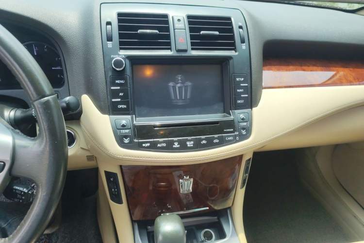 Used Toyota Crown 2012 2.5L Royal Leather Edition Audio And AC Panel