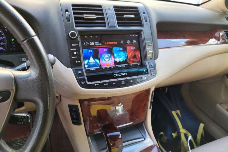 Used Toyota Crown 2012 2.5L Royal Leather Edition Audio And AC Panel
