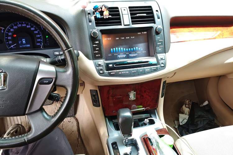 Used Toyota Crown 2012 2.5L Royal Leather Edition Audio And AC Panel