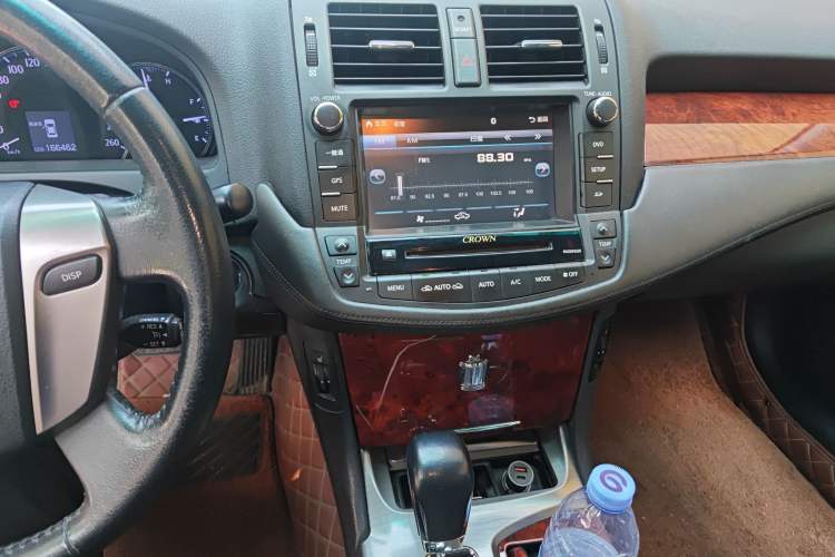Used Toyota Crown 2012 2.5L Royal Leather Edition Audio And AC Panel