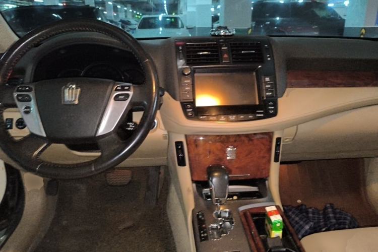 Used Toyota Crown 2012 2.5L Royal Comfort Edition Center Console