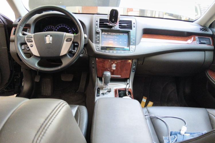 Used Toyota Crown 2012 2.5L Royal Leather Edition Center Console