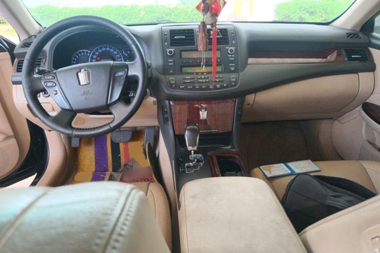 Used Toyota Crown 2012 2.5L Royal Center Console