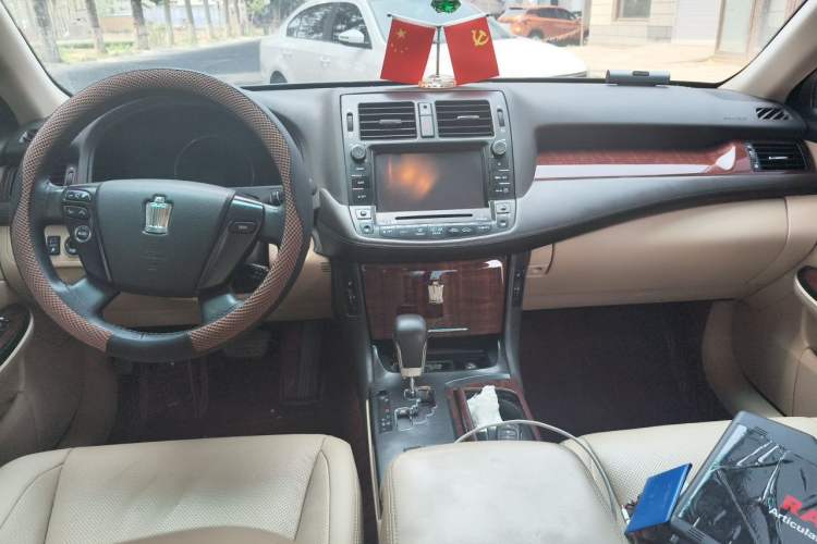 Used Toyota Crown 2012 2.5L Royal Leather Edition Center Console
