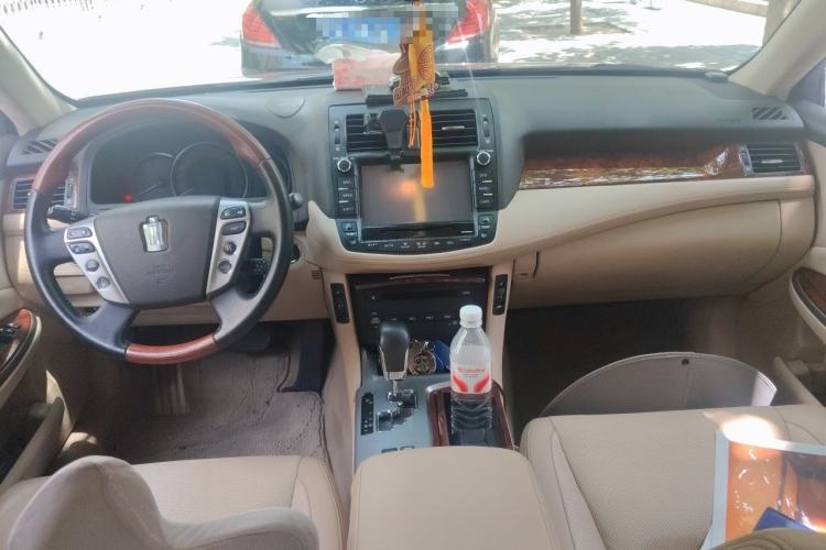 Used Toyota Crown 2012 2.5L Royal Leather Edition Center Console