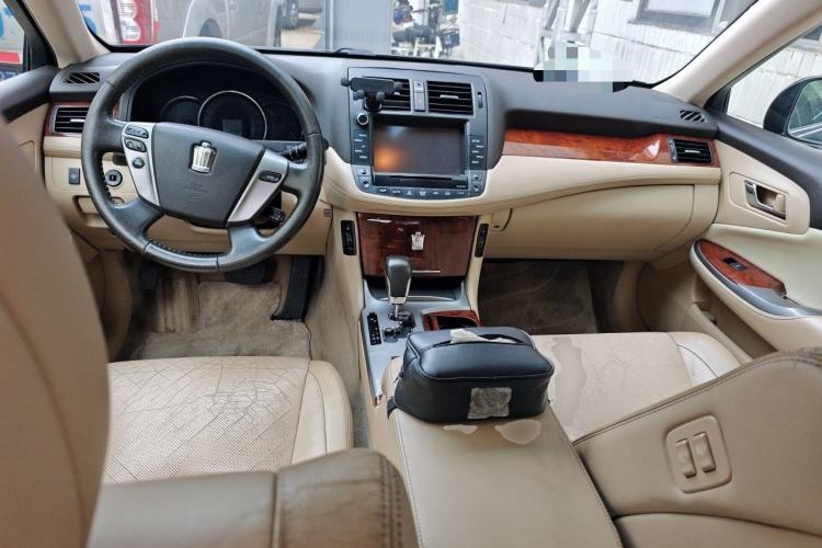 Used Toyota Crown 2012 2.5L Royal Leather Edition Center Console
