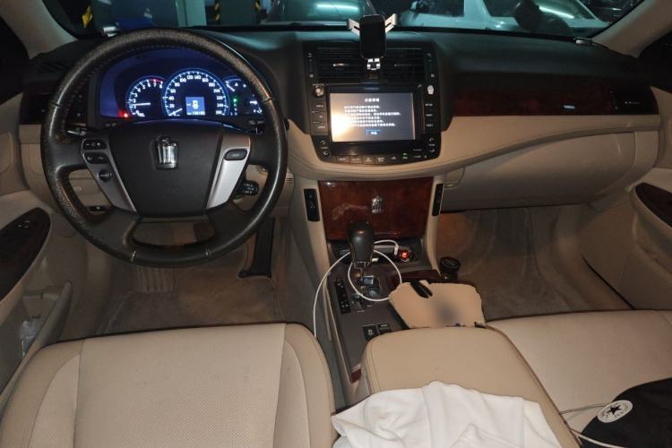 Used Toyota Crown 2012 2.5L Royal Leather Edition Center Console