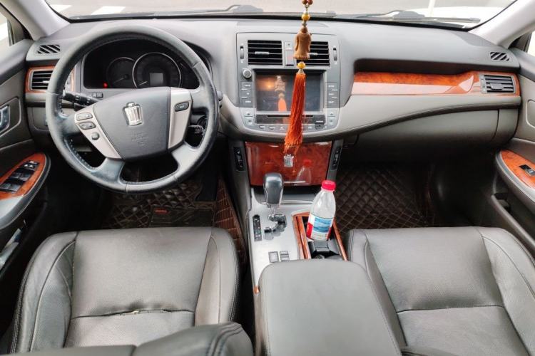 Used Toyota Crown 2012 2.5L Royal Leather Edition Center Console