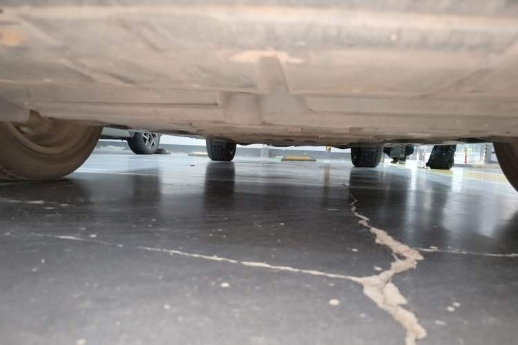 Used Toyota Crown 2012 2.5L Royal Comfort Edition Chassis Front