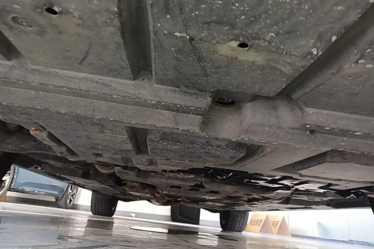 Used Toyota Crown 2012 2.5L Royal Chassis Front